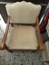 Poltroncina legno massello fondo da restaurare