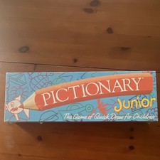 MB Games Pictionary Junior