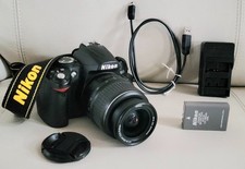 Nikon D3000 10,2 megapixel