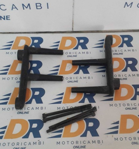Staffe supporti cupolino - staffe,