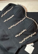 abito elegante nero con strass