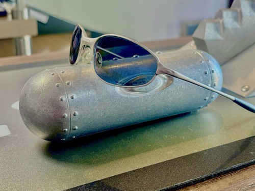 New oakley wire - new, iridium