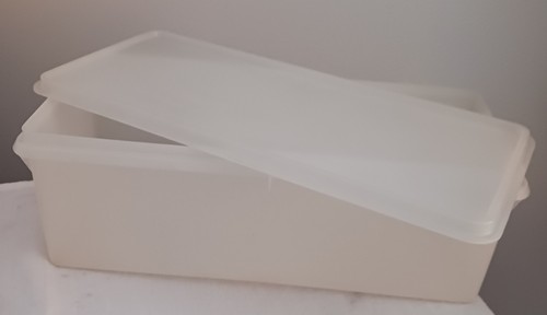 Vintage tupperware bread - tupperware,