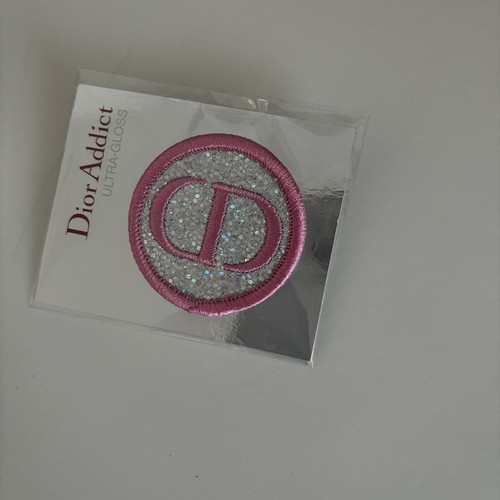 Badge pin dior - badge,