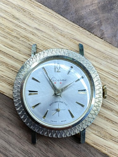 Orologio svizzero lucerna - svizzero,
