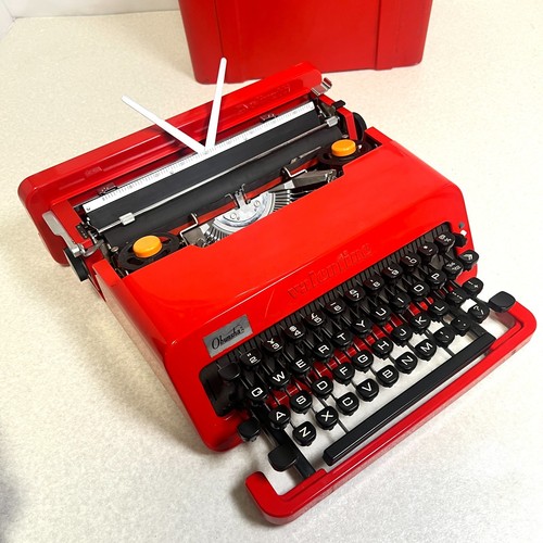 Macchina scrivere olivetti - da,