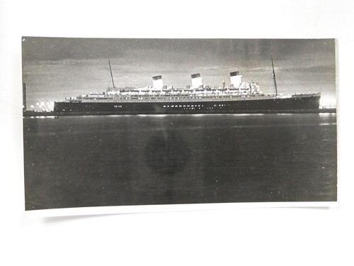 Queen mary ocean liner - mary,