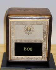 Antica banca porta cassetta