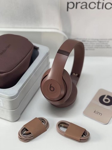 Beats studio pro kim - beats,