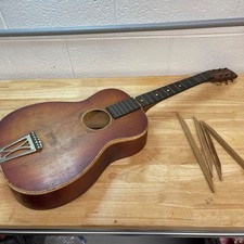 Chitarra Silvertone - rotta -