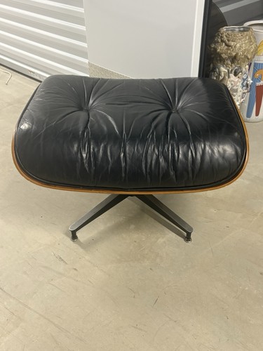 Eames lounge chair - lounge, ottoman