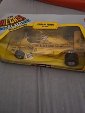 Burago Scala 1/24 Diecast 6107