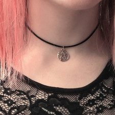 Collana nera pentacolo con - pentacolo,