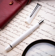 Omas - 360 Lamborghini Aventador White - Fountain pen - FP NIB M 18K