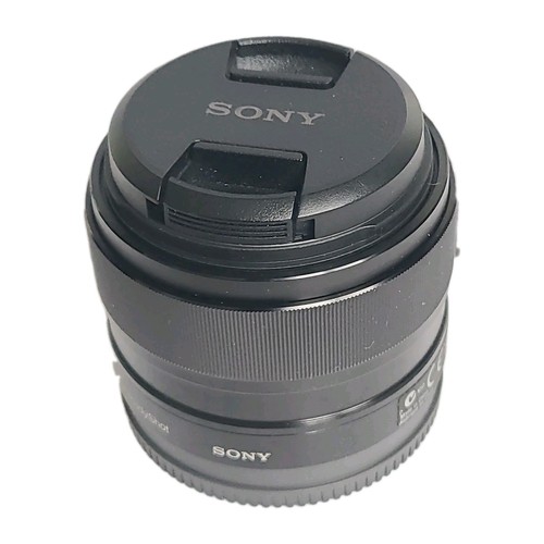 Sony 35mm oss - f1.8,