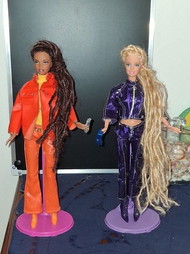 Barbie christie cool lookz - barbie,
