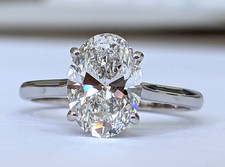 anello solitario con diamante