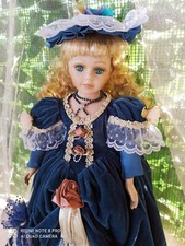 Bambola in porcellana NJSF