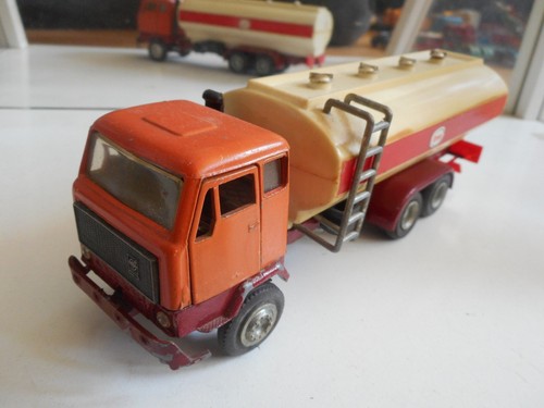 Nacoral volvo truck esso - truck, in