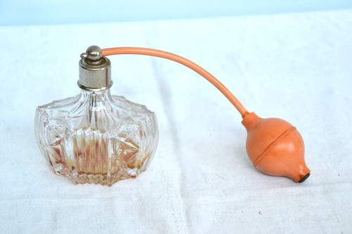Vecchio spruzzatore profumo - vecchio,
