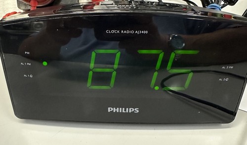 Philips clock radio - clock, aj