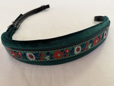 Fisarmonica verde velluto - , e