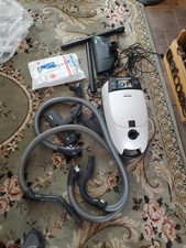 Miele White Pearl model S444i