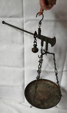 Vecchia bilancia sospesa