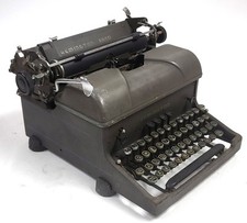 Vintage Remington Rand da