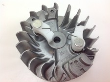 Volano magnetico motosega