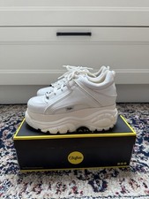 Buffalo London Classic Boots