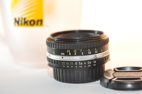 Nikon ai s ais - f/1.8, ai-s
