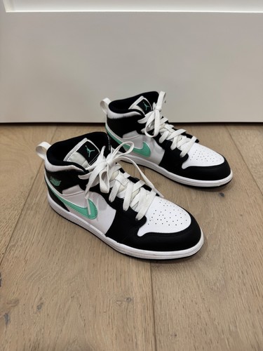 Nike air jordan mid - air, 1