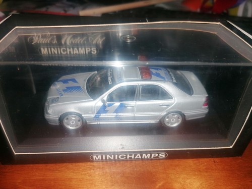 Minichamps mercedes amg - 1/43,