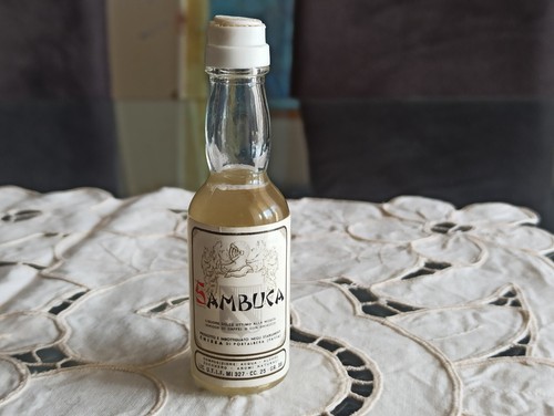 Bottiglia liquore sambuca - bottiglia, di