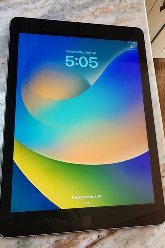 Flawless ipad 5th gen - 5th,