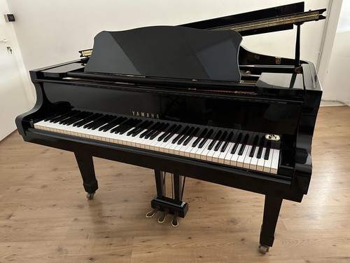 Pianoforte yamaha mezza - yamaha,