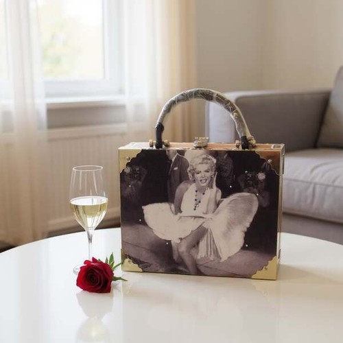 Glam shot marilyn monroe - glam,