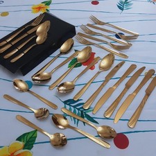 Set Servio Di Posate Per La Tavola In Acciaio Inox Pezzi 24 Da 6 Persone Dorate