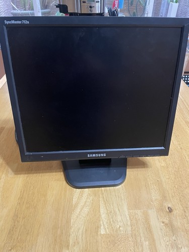 Samsung syncmaster 712n - 712n, lcd