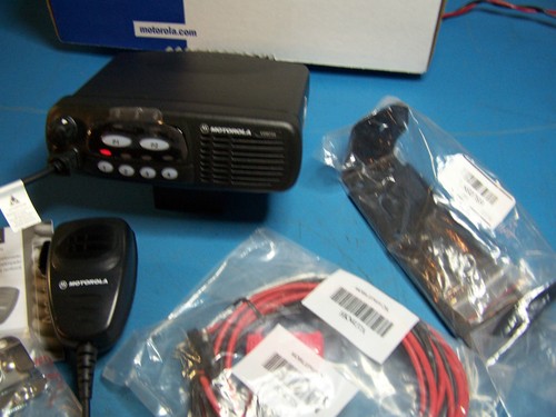Motorola cdm750 vhf 136 174 - cdm750,