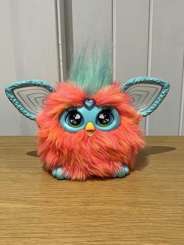 Hasbro furby coral 2023 - furby,