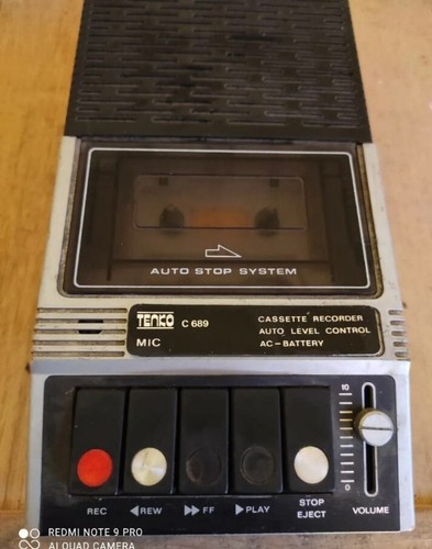 Registratore cassette - a,