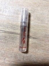 Bottiglia parziale profumo