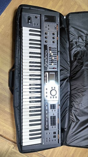 Roland v combo - vr-09, v-combo