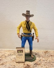 Tex statuina Tex Willer