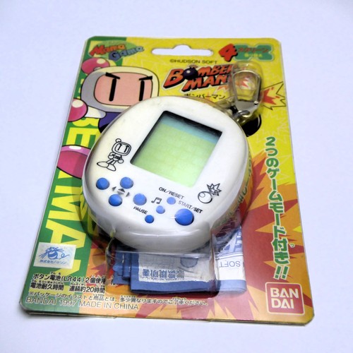 Bomberman bandai handheld lcd - bomberman,