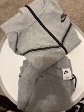 Nike Tech donna grigia ottime condizioni