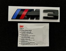 DISTINTIVO BMW M3 NERO LUCIDO. SALVIETTA ALCOOL GRATUITA INCLUSA