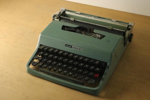 Olivetti lettera italian - olivetti,